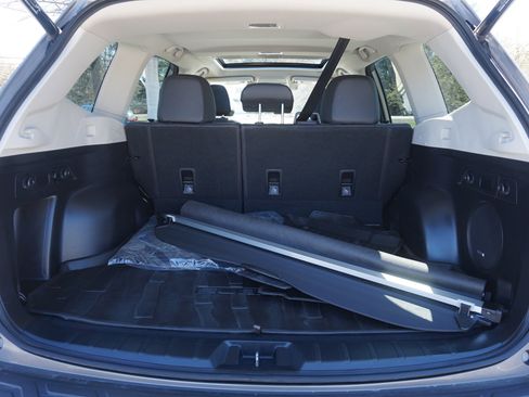 Used 2021 Subaru Forester Limited image 10