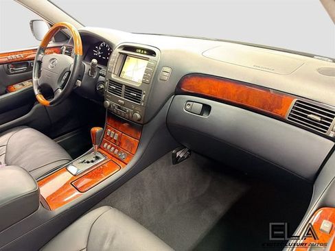 Used 2004 Lexus LS 430 RWD image 37
