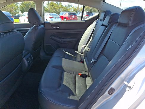 Used 2019 Nissan Altima 2.5 SL FWD image 10
