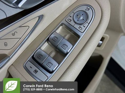 Used 2021 Mercedes-Benz GLC 300 4MATIC image 17