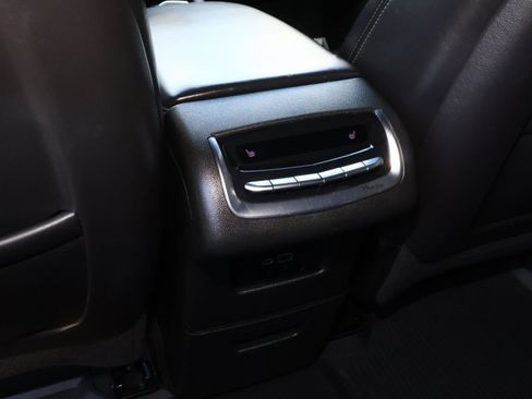 Used 2021 Cadillac XT6 Premium Luxury w/ Platinum Package image 18