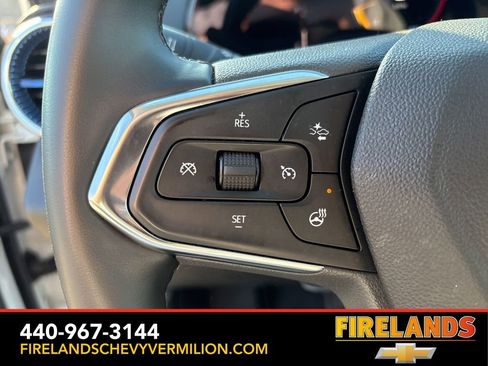 Certified 2025 Chevrolet Trax LT w/ LT Convenience Package image 5