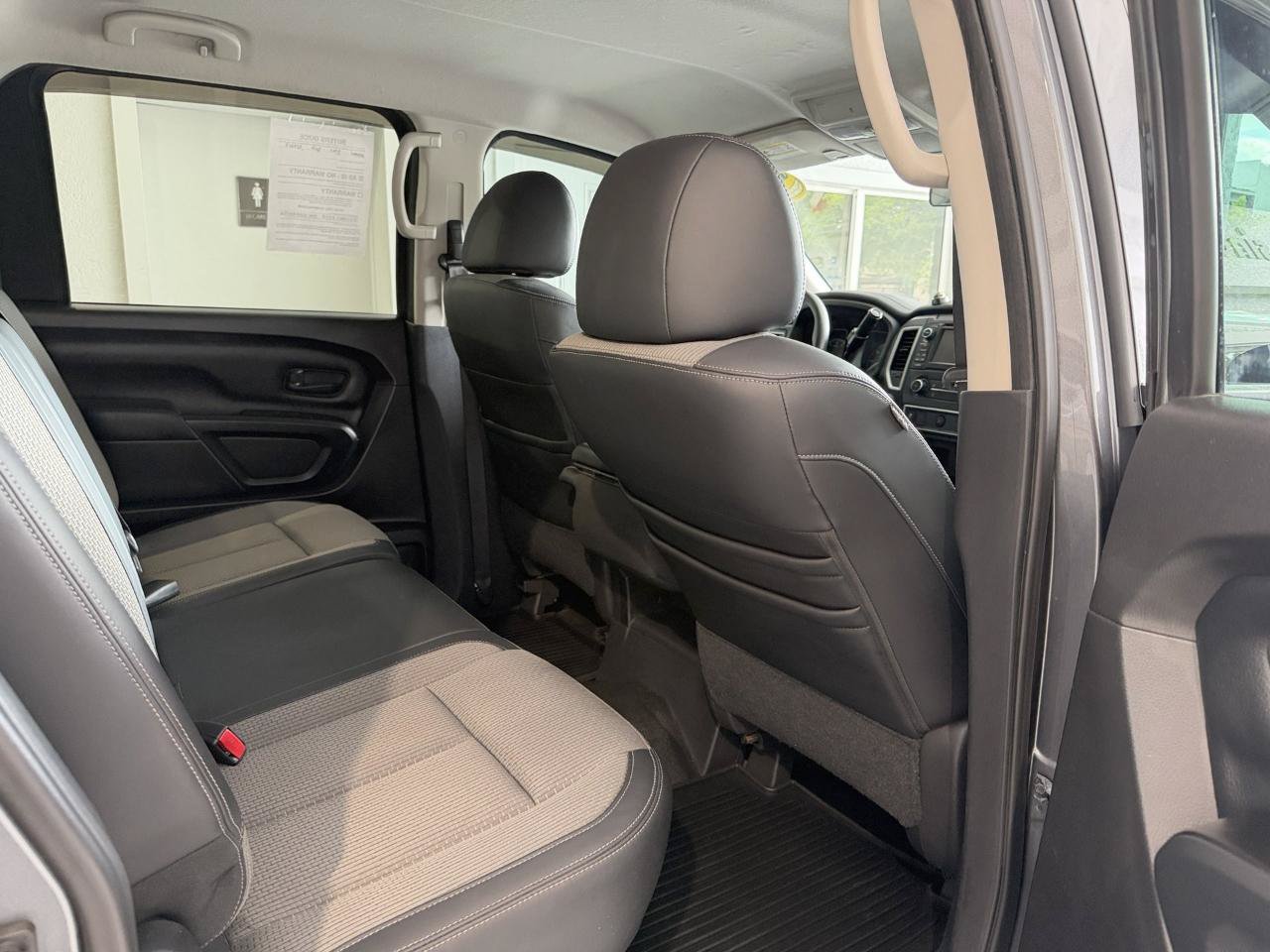 Used 2017 Nissan Titan S RWD image 18