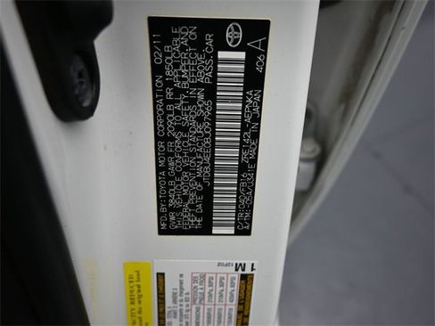 Used 2011 Toyota Corolla LE image 17