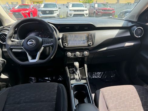 Certified 2024 Nissan Kicks SV w/ Interior Electronics Package FWD image 12