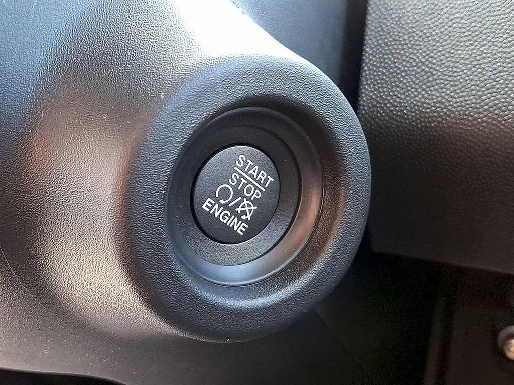 Used 2023 RAM ProMaster 3500 FWD image 24