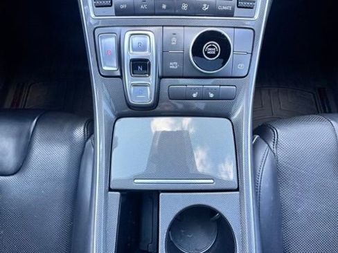 Used 2022 Hyundai Santa Fe SEL w/ Convenience + Premium Package image 16