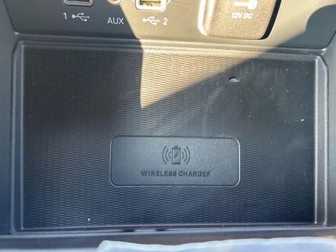 New 2025 Jeep Grand Cherokee L Limited w/ Luxury Tech Group II image 31