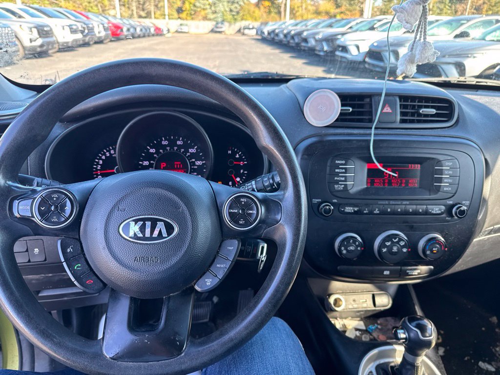 Used 2015 Kia Soul + FWD image 7