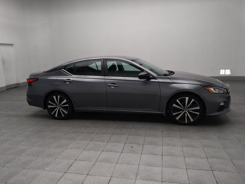 Used 2019 Nissan Altima 2.5 SR w/ SR Premium Package image 11