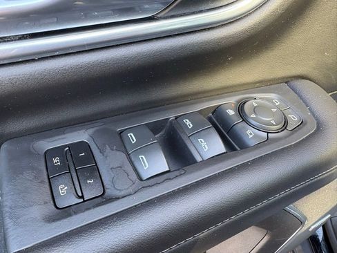 Used 2021 Chevrolet Tahoe Z71 w/ Z71 Signature Package image 22