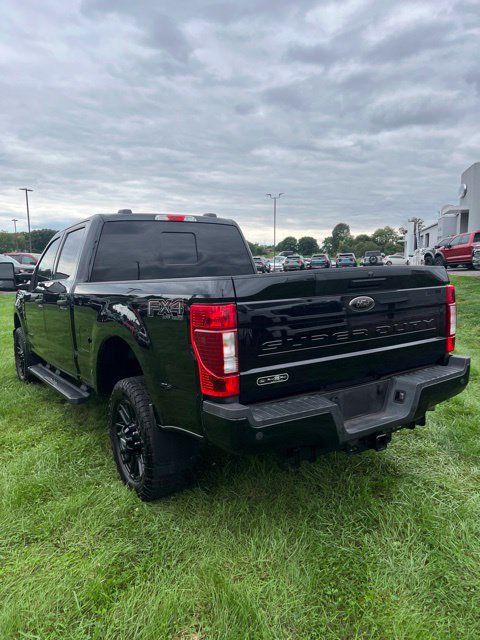 Used 2022 Ford F250 XLT w/ Black Appearance Package AWD/4WD image 7