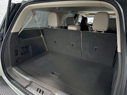 Used 2024 Lincoln Navigator L Reserve AWD/4WD image 17