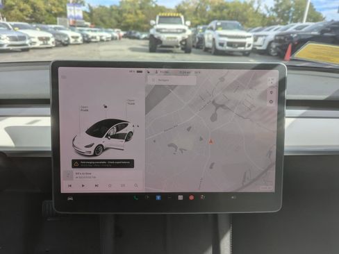 Used 2021 Tesla Model 3 Standard Range Plus RWD image 17