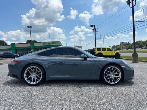 Used 2018 Porsche 911 Carrera RWD image 12
