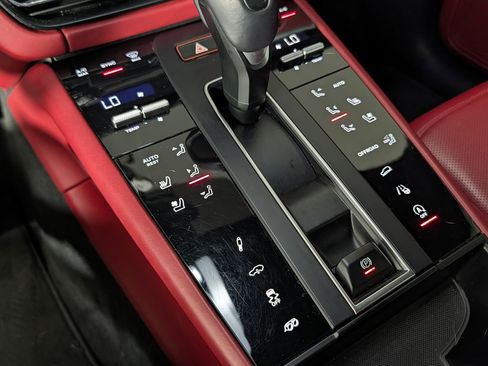 Certified 2023 Porsche Macan GTS AWD/4WD image 34