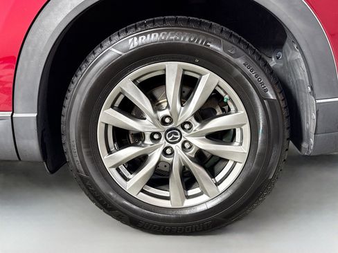 Used 2018 MAZDA CX-9 Touring w/ Touring Premium Package image 32