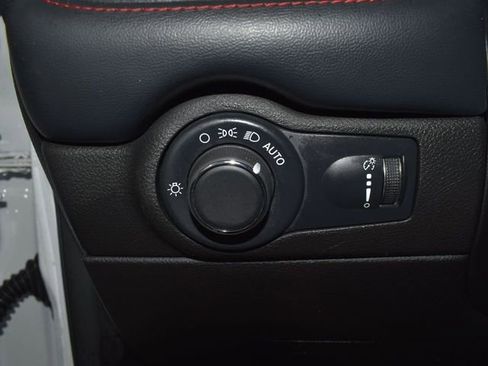 Used 2024 Dodge Durango R/T AWD/4WD image 16