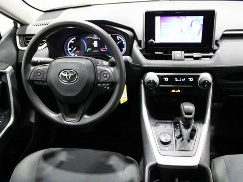 Used 2024 Toyota RAV4 LE image 14