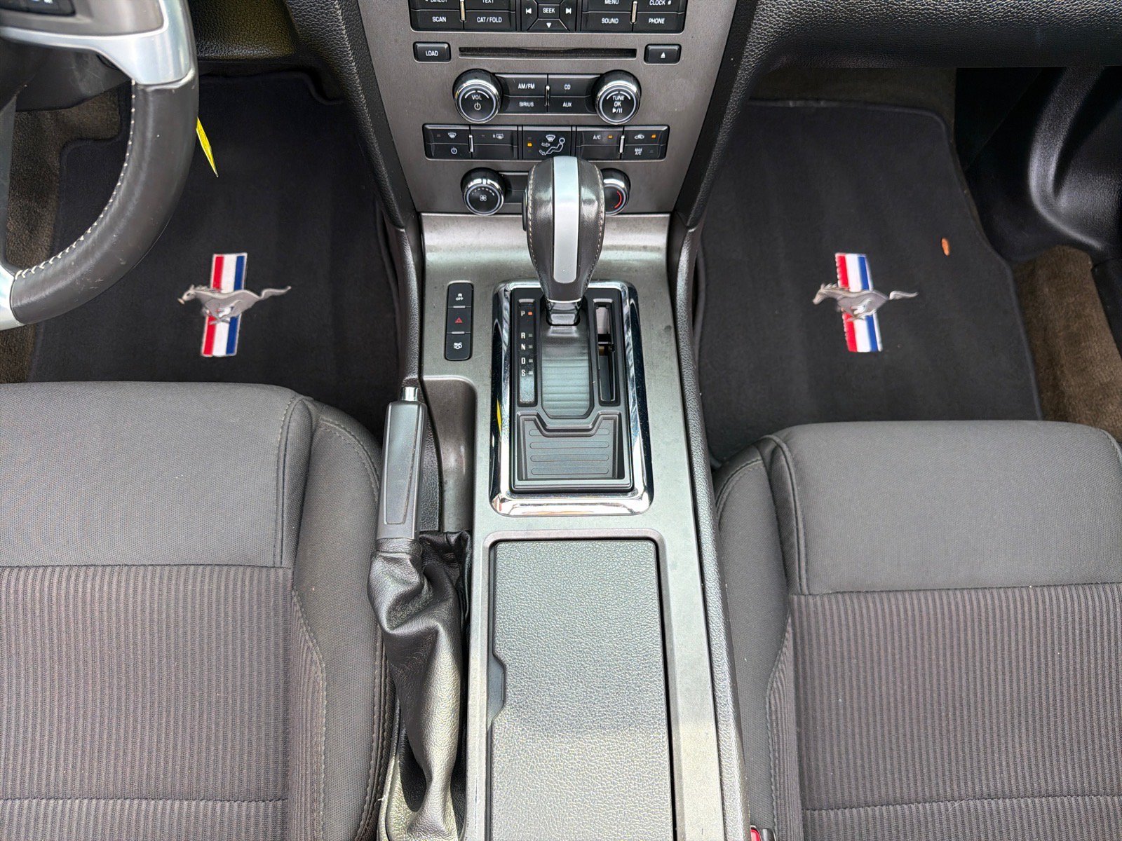 Used 2014 Ford Mustang Convertible RWD image 15