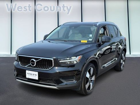 Used 2019 Volvo XC40 T5 Momentum AWD/4WD image 9