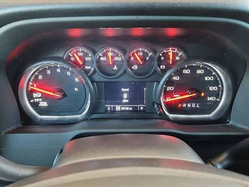 Certified 2024 Chevrolet Silverado 1500 Custom AWD/4WD image 17