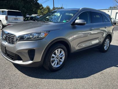 Used 2019 Kia Sorento LX w/ LX Convenience Package