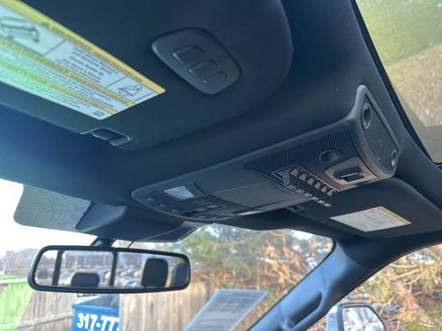 Used 2021 Ford F350 Platinum w/ Tremor Off-Road Package image 14