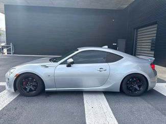 Used 2019 Toyota 86 RWD video 2