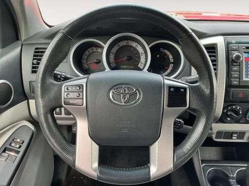 Used 2013 Toyota Tacoma PreRunner w/ SR5 Pkg RWD image 13