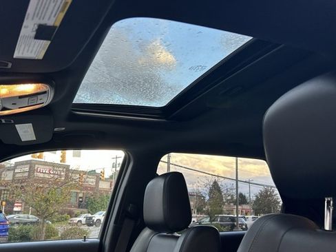 Used 2021 Dodge Durango GT image 41