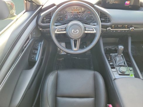 Used 2022 MAZDA MAZDA3 s image 11