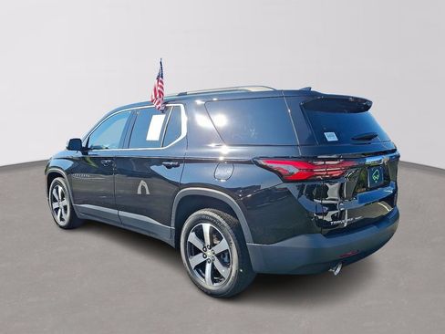 Certified 2023 Chevrolet Traverse LT w/ LT Premium Package AWD/4WD image 4