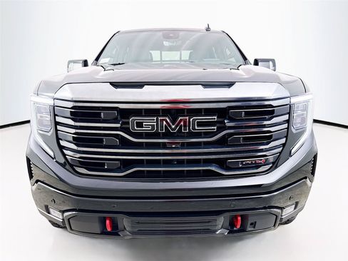 Used 2023 GMC Sierra 1500 AT4 w/ AT4 Premium Package AWD/4WD image 28
