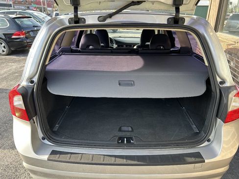 Used 2008 Volvo V70 FWD image 16