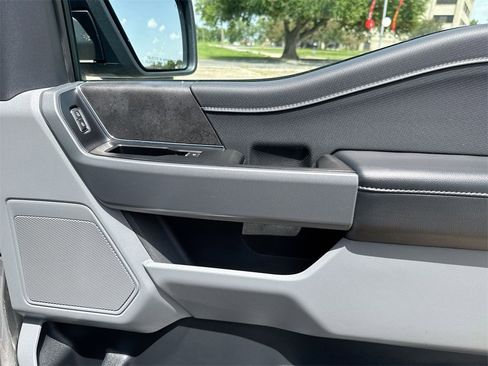 Used 2024 Ford F150 XLT w/ Mobile Office Package image 32