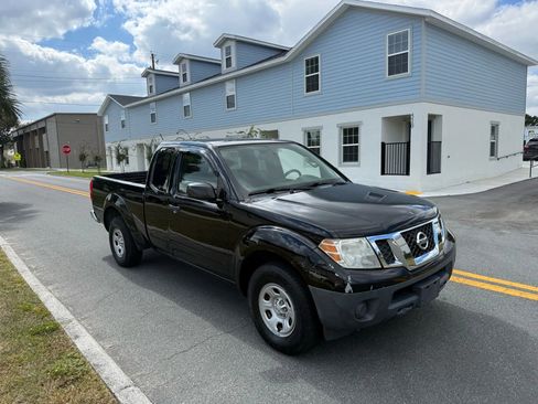 Used 2015 Nissan Frontier S w/ S Preferred Package image 3