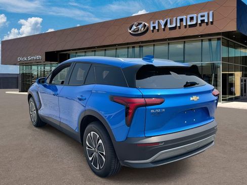 Used 2024 Chevrolet Blazer EV LT image 4