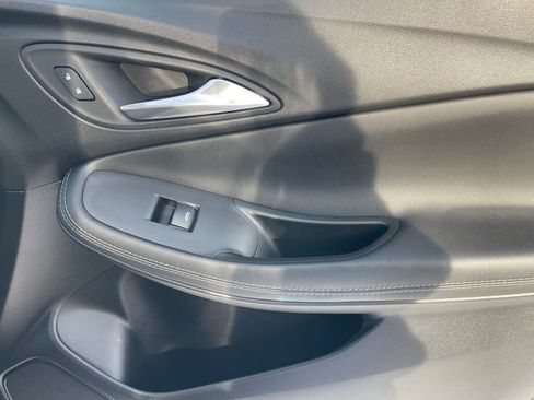 Used 2021 Buick Encore GX Preferred w/ Cold Weather Comfort Package image 21