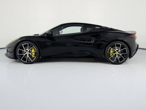 Used 2025 Lotus Emira image 2