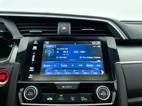 Used 2018 Honda Civic EX image 6