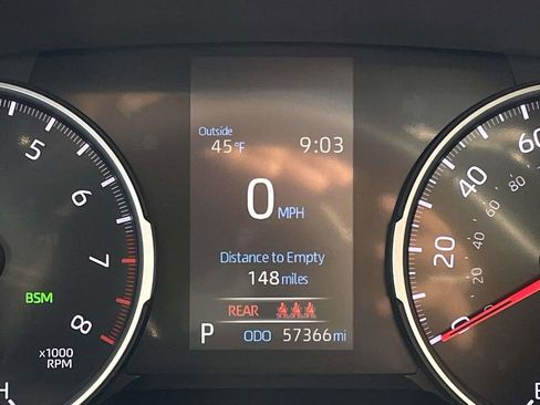 Used 2021 Toyota RAV4 XLE Premium image 16