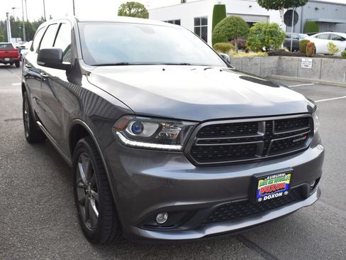 Used 2017 Dodge Durango GT AWD/4WD image 3