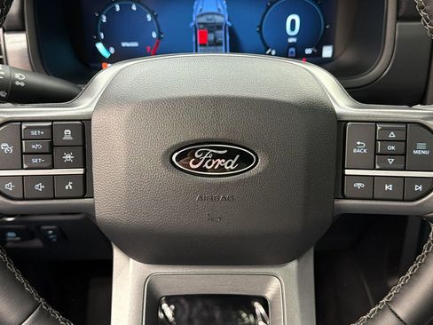 Used 2025 Ford F150 Lariat AWD/4WD image 25