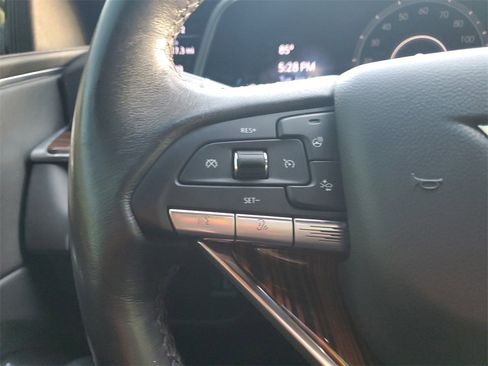 Used 2024 Cadillac Escalade ESV Luxury image 21