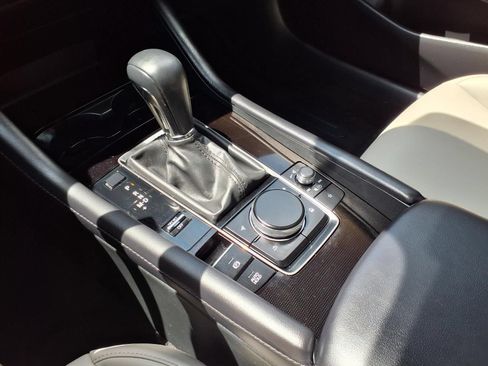 Used 2025 MAZDA MAZDA3 s FWD image 20
