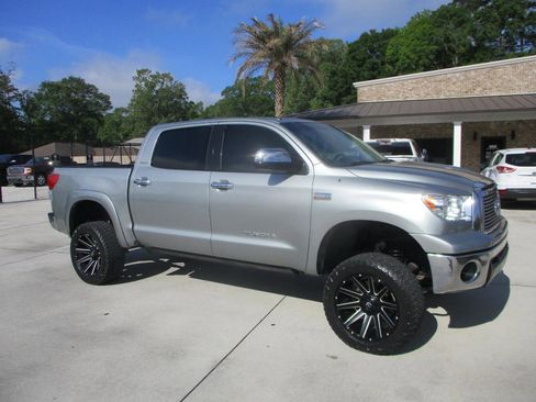 Used 2010 Toyota Tundra Limited image 3