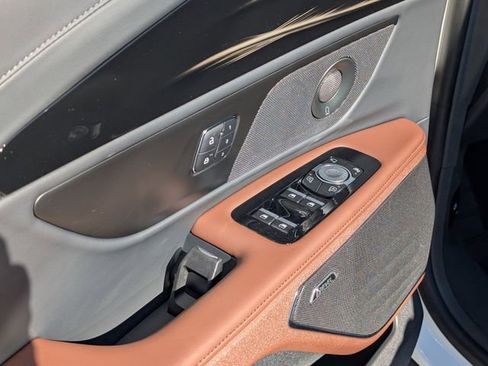 New 2026 Lincoln Nautilus Reserve w/ Jet Appearance Package image 20