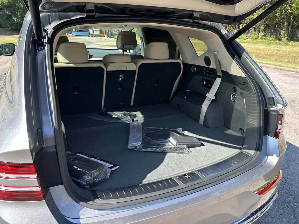 New 2027 Genesis GV80 3.5T Prestige AWD/4WD image 13