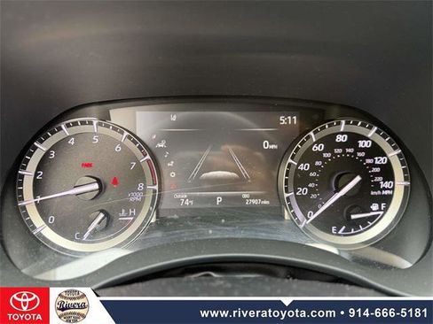 Certified 2022 Toyota Highlander XLE image 20